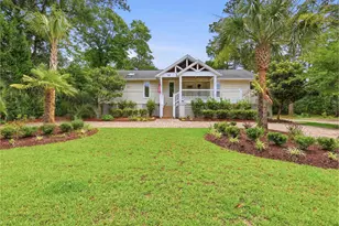 366 Lakeshore Dr, Pawleys Island, SC 29585 - Photo 2