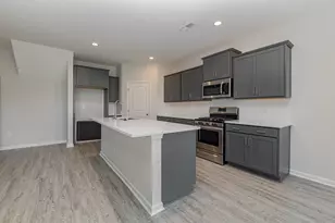 909 Woodside Dr, Conway, SC 29526 - Photo 6
