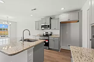 810 Woodside Dr, Conway, SC 29526 - Photo 6