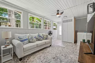 429 E Surfwind Dr, Garden City, SC 29576 - Photo 8