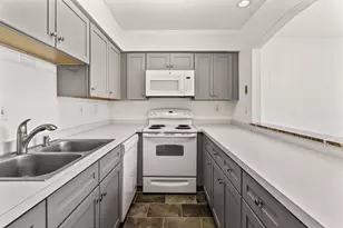 10301 N Kings Hwy, Myrtle Beach, SC 29572 - Photo 6