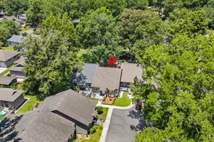 812 Villas Ct, Garden City Beach, SC 29576 - Photo 2