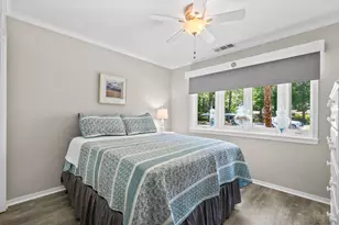 812 Villas Ct, Garden City, SC 29576 - Photo 34