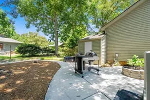 812 Villas Ct, Garden City Beach, SC 29576 - Photo 26