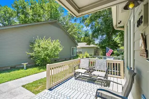 812 Villas Ct, Garden City Beach, SC 29576 - Photo 6