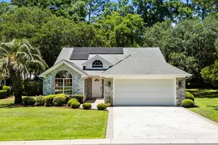 157 Mackinley Cir, Pawleys Island, SC 29585 - Photo 2