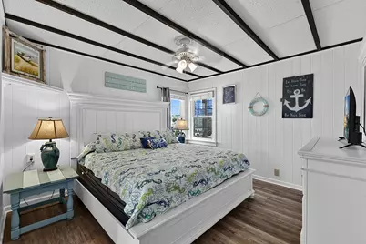4706 Surf St., North Myrtle Beach, SC 29582 - Photo 16