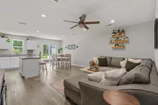 142 Villa Grande St, Myrtle Beach, SC 29579 - Photo 2