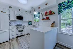 95 Purple Martin Dr, Garden City, SC 29576 - Photo 12