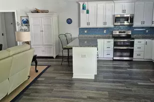 359 Country Club Dr, Pawleys Island, SC 29585 - Photo 10