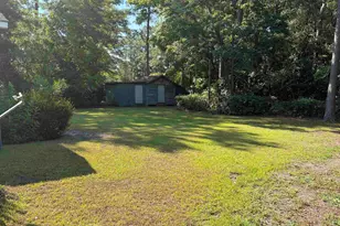 322 Johnson Dr, Dillon, SC 29536 - Photo 4