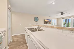 4255 Villas Dr, Little River, SC 29566 - Photo 12