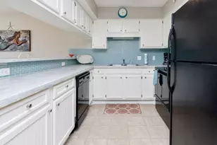 812 S Ocean Blvd, Surfside Beach, SC 29575 - Photo 10