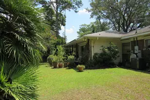 4000 Poinsett St, North Myrtle Beach, SC 29582 - Photo 4