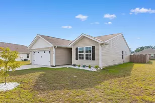1964 Eastpark Dr, Darlington, SC 29532 - Photo 2