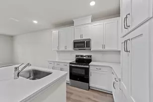 706 Red Tide Rd, Little River, SC 29566 - Photo 8