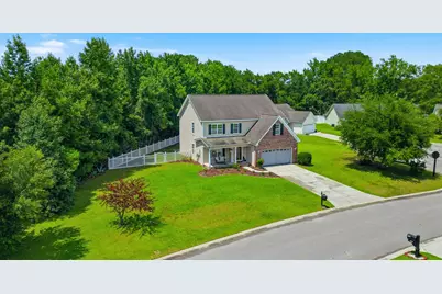 211 Oak Landing Dr., Conway, SC 29527 - Photo 2