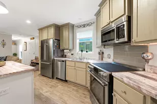 370 Edison Cir, Conway, SC 29526 - Photo 12