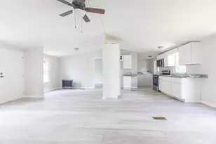 3785 Mayfield Dr, Conway, SC 29526 - Photo 10