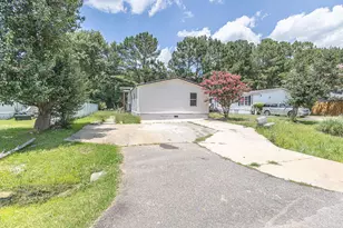 3785 Mayfield Dr, Conway, SC 29526 - Photo 4