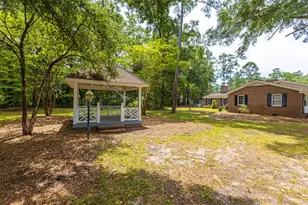 302 W Raft St, Nichols, SC 29581 - Photo 40