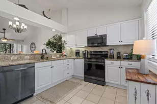 305 Myrtlewood Ct, Myrtle Beach, SC 29572 - Photo 4