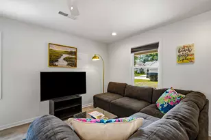 1022 S Hollywood Dr, Surfside Beach, SC 29575 - Photo 8