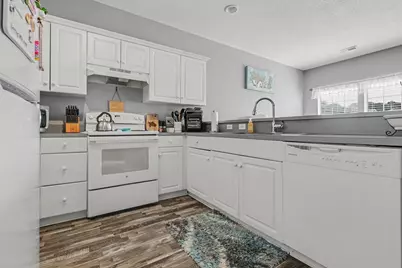 2482 Coastline Ct. #202, Garden City, SC 29576 - Photo 8
