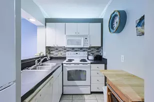 415 Ocean Creek Dr, Myrtle Beach, SC 29572 - Photo 6