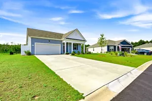 210 Carver Willow Dr, Loris, SC 29569 - Photo 2