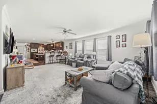 1004 Greencrest Ct, Conway, SC 29526 - Photo 8