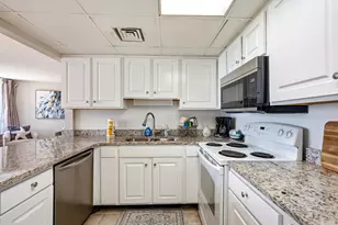601 Retreat Beach Cir, Pawleys Island, SC 29585 - Photo 14