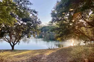 195 Hawks Nest Cir, Murrells Inlet, SC 29576 - Photo 2