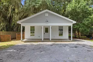 403 Bayview Dr, Georgetown, SC 29440 - Photo 1