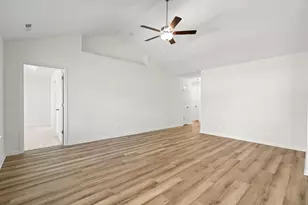 863 Owls Nest Dr, Conway, SC 29527 - Photo 4