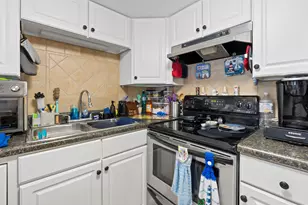806 Conway St, North Myrtle Beach, SC 29582 - Photo 10
