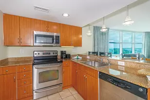201 S Ocean Blvd, Myrtle Beach, SC 29577 - Photo 20