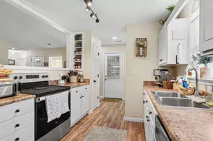 9788 Conifer Ln, Murrells Inlet, SC 29576 - Photo 16