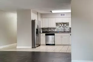 401 Cambridge Cir, Garden City, SC 29576 - Photo 6