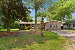 655 5th Ave N, Surfside Beach, SC 29575 - Photo 1