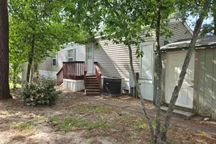 466 W Banks Dr, Garden City Beach, SC 29576 - Photo 6