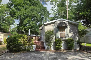 466 W Banks Dr, Garden City Beach, SC 29576 - Photo 2