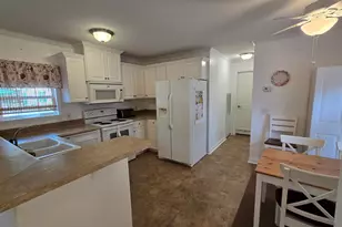 466 W Banks Dr, Garden City Beach, SC 29576 - Photo 12