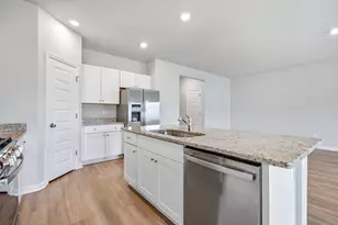 8048 Forest Edge Dr, Myrtle Beach, SC 29579 - Photo 6