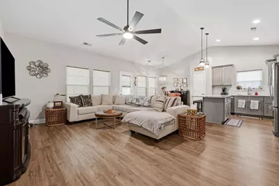 359 Dunbarton Ln., Conway, SC 29526 - Photo 4