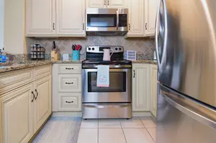 410 Melrose Pl, Myrtle Beach, SC 29572 - Photo 10