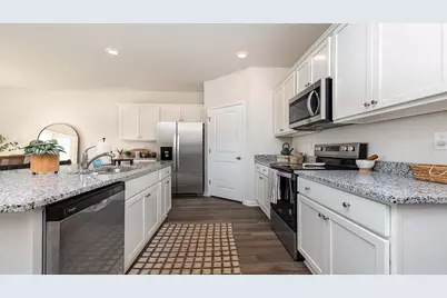4064 Robin Song Way, Loris, SC 29569 - Photo 4