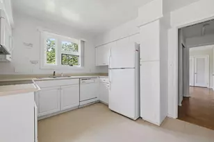 3841 Spruce Dr, Myrtle Beach, SC 29577 - Photo 10