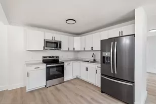 200 E Pickens St, Marion, SC 29571 - Photo 8