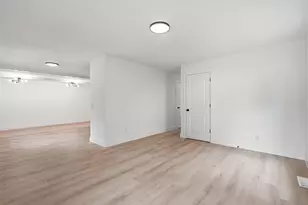 200 E Pickens St, Marion, SC 29571 - Photo 6